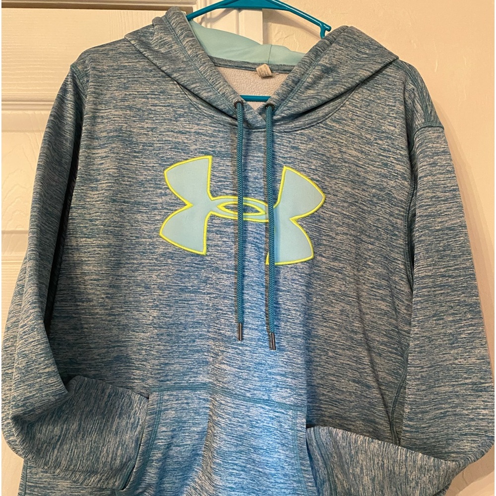 Women’s Under Armour pullover/hoodie~XL~turquoise~gently worn, good condition.